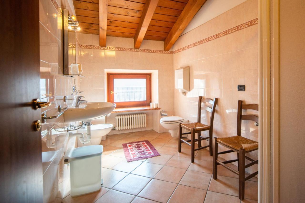 Albergo Al Platano Caprino Veronese Exteriér fotografie
